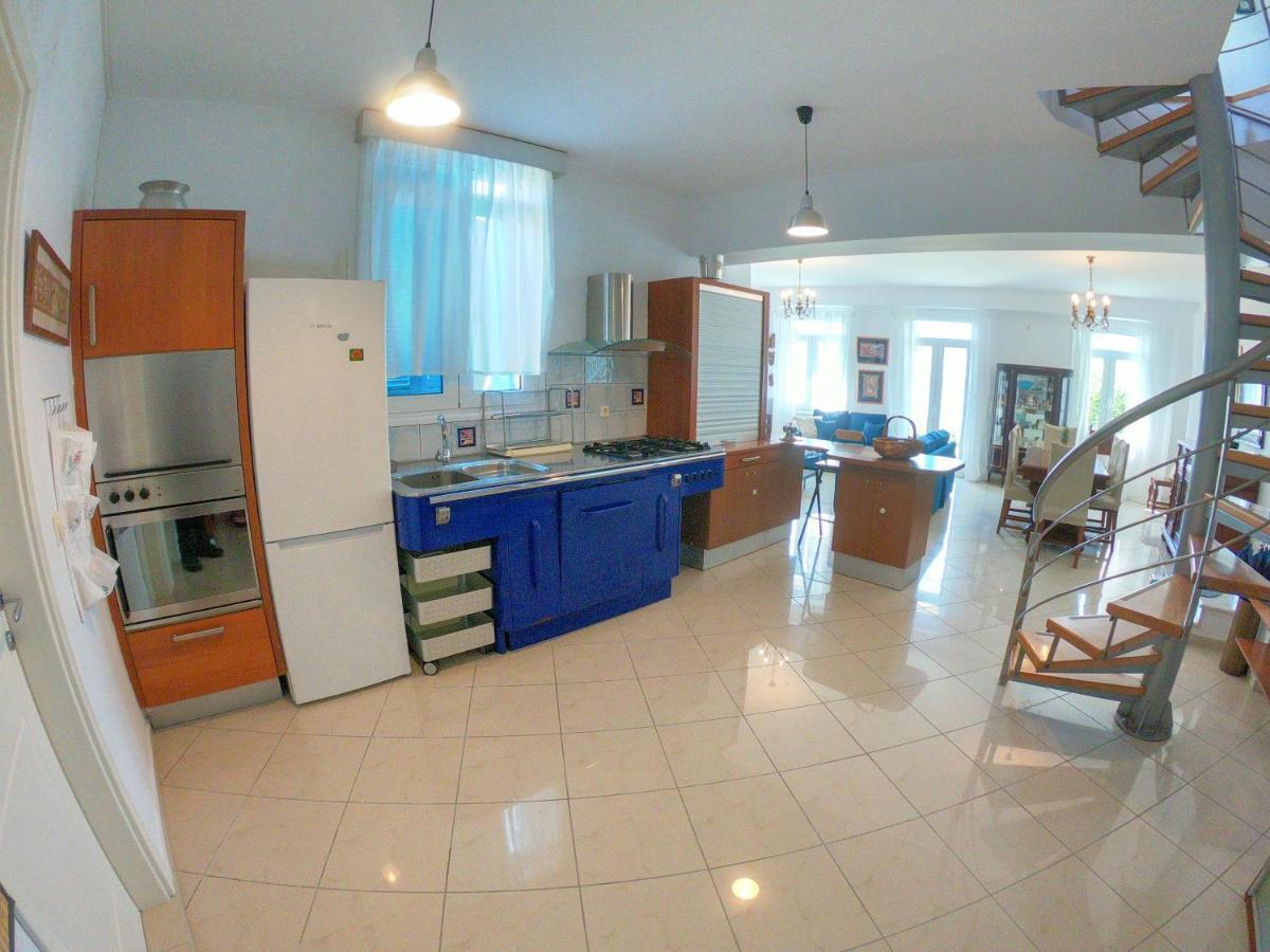 Villa Panagia Kavála ภายนอก รูปภาพ